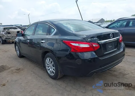 2017 Nissan Altima 2.5/2.5 S/2.5 Sl/2.5 Sr/2.5 Sv из США, поврежденный, VIN 1N4AL3AP7HN342770